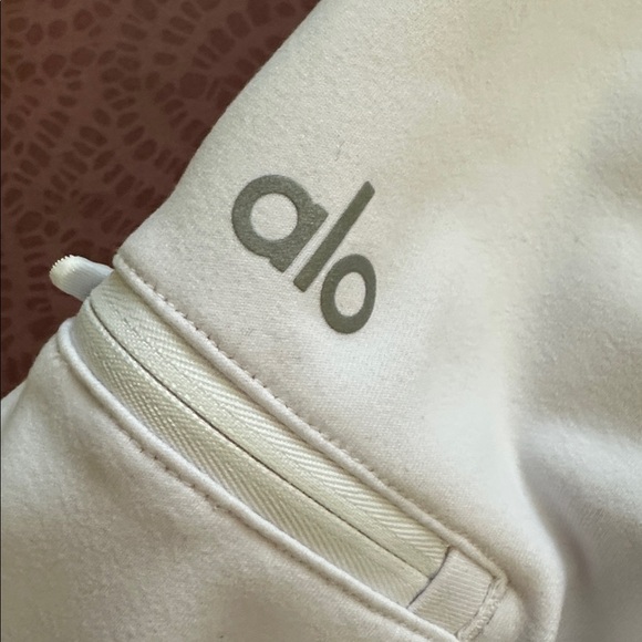 ALO Yoga Zip-Up Jacket, White, XS - Picture 3 of 4